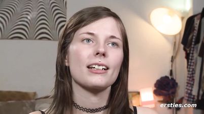 Sam Steht Auf Fingern Und Dildo-Sex - Big Tits German Brunette Girlfriend Solo