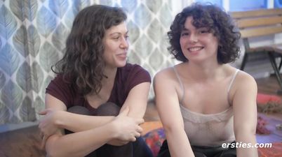 Hot Brunette Lesbian Babes Play With Bondage - Lesbian Amateur Sex Fetish