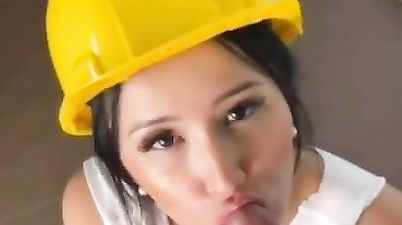 Construction Worker Kathrin - Onlyfans With Big Tits Brunette