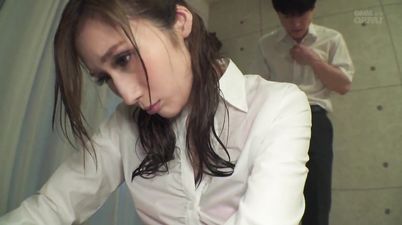 Japanese Julia Boin Woman Who Got Exposed At The Rain Shop - Wet Clothes Of Her Boss I Got Rid Of - Soushirou Imaoka