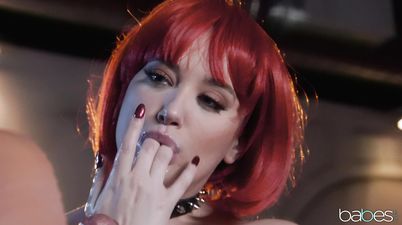 Stunning coquette Gia Paige mind-blowing IR scene