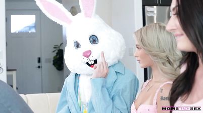 Emma Rosie, Whitney Oc - I Might As Well Teach You To Handle Egg - Threesome