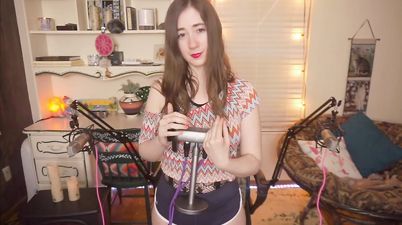 ASMR C0urnc4k3 Clothing Scratching, Lotion Rubbing, 3d Heartbeat - C0urnc4k3