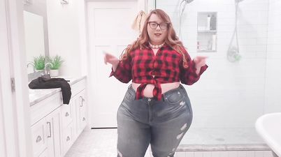 Fat Queen Tries On Clothes For A Date - Bbwudderlyadorable