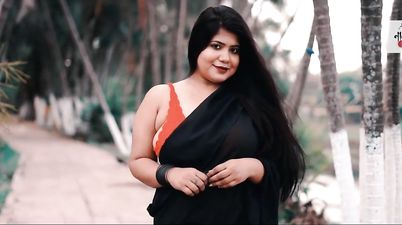 Indian Saree Model Found In Net - Big Ass